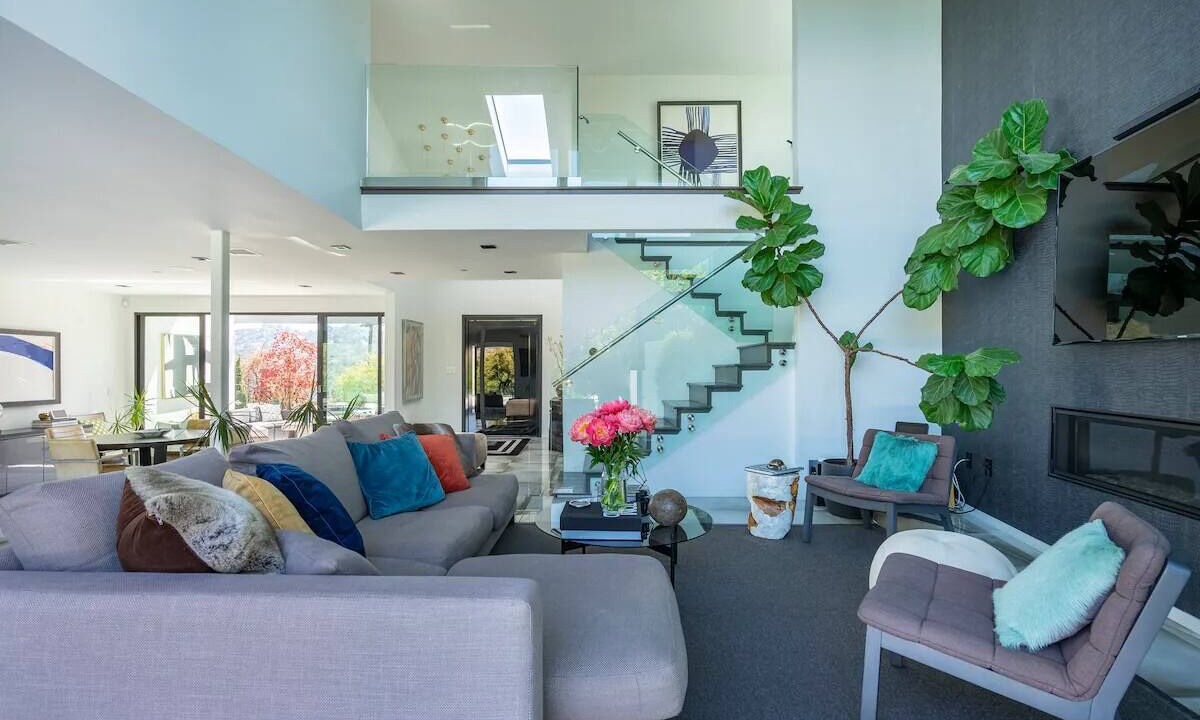 Photo of Livingroom in Los Angeles