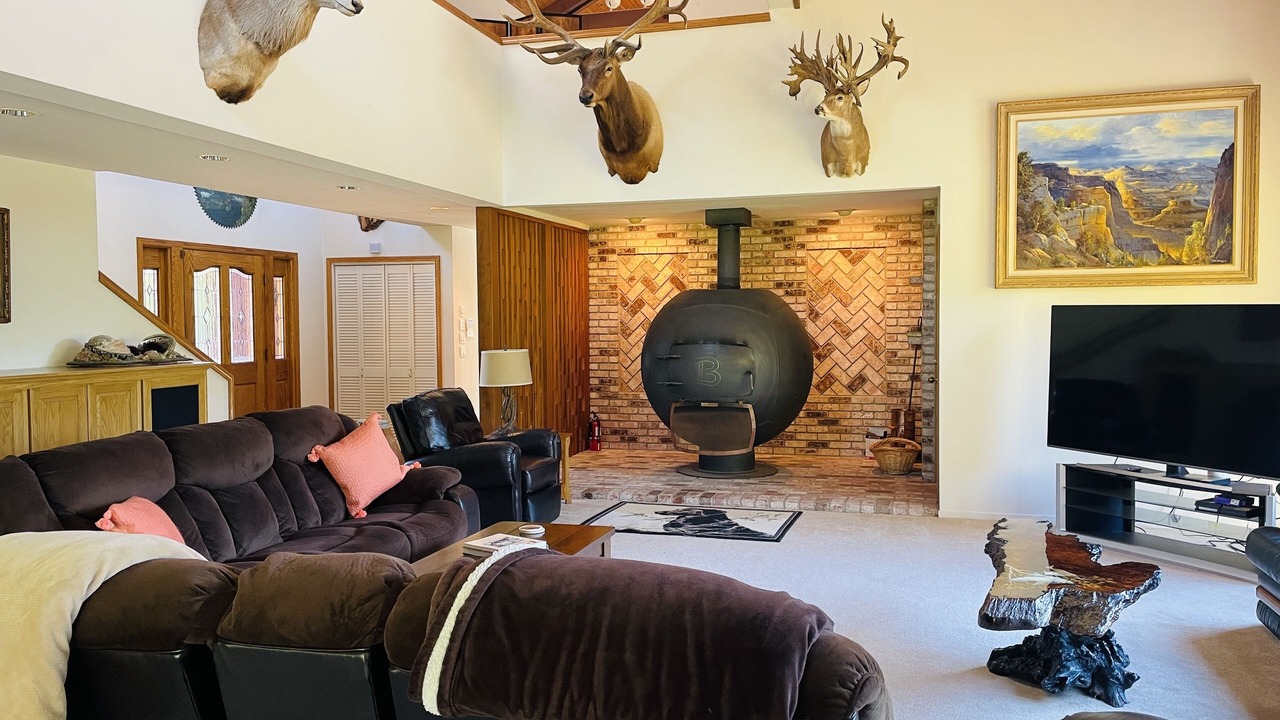Photo of Livingroom in Fort Bragg