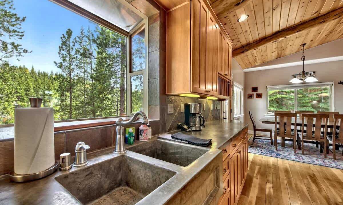 Photo of Kitchen in Tahoe Paradise
