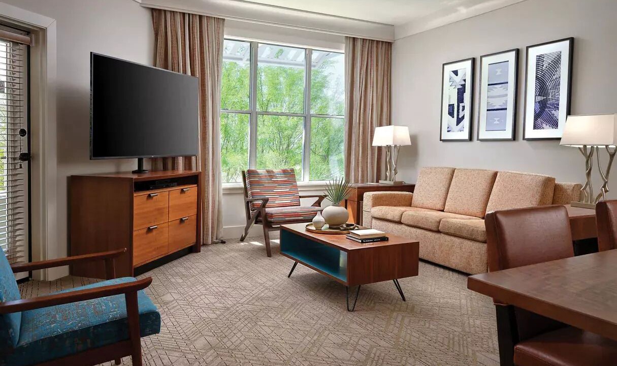 Photo of Livingroom in Desert Ridge