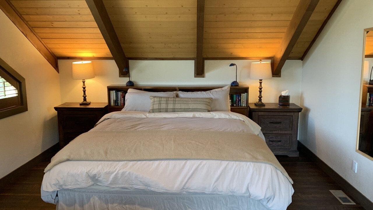 Photo of Bedroom in Upper Moonridge