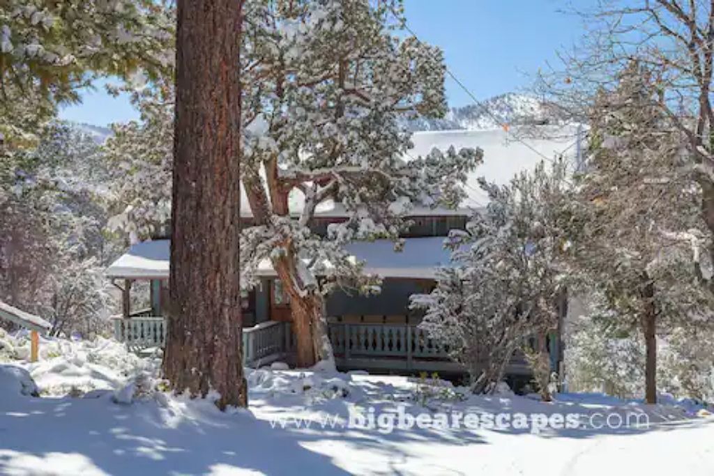 Photo of Outdoor in Upper Moonridge