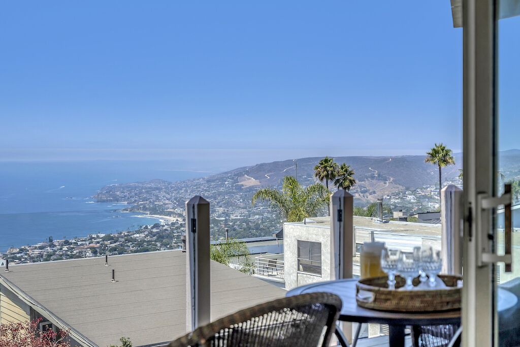 Photo of Outdoor in Arch Beach Heights
