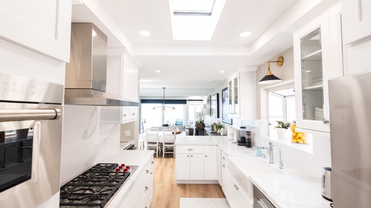 Photo of Kitchen in Arch Beach Heights