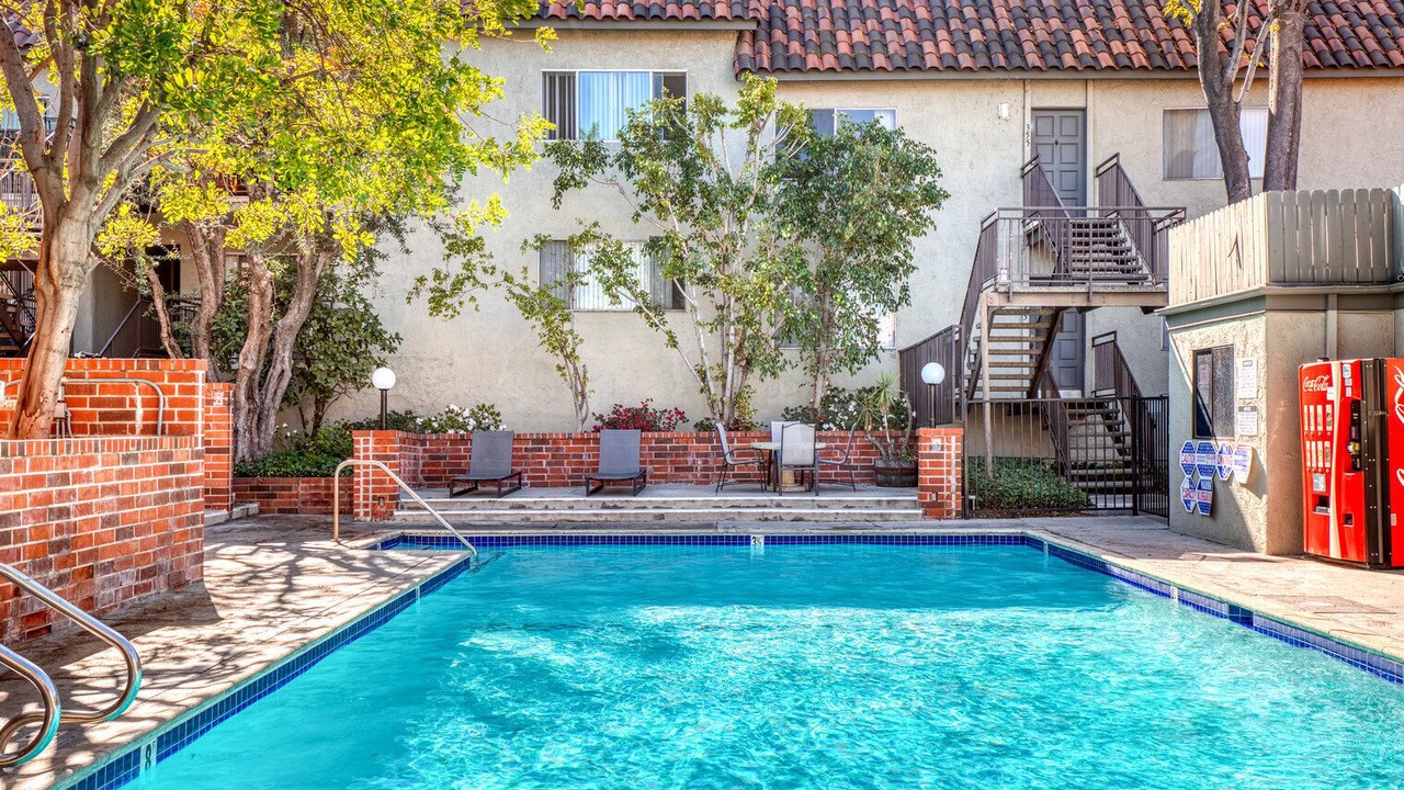 Photo of Outdoor in Encino