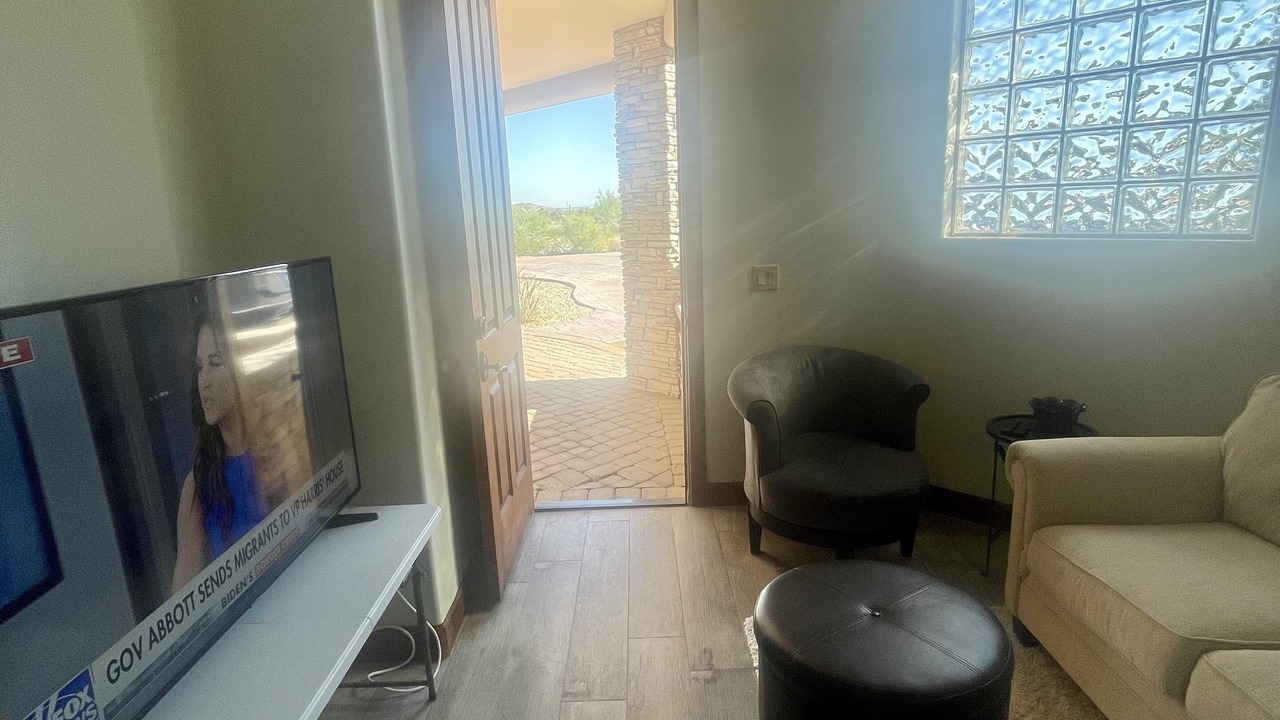 Photo of Livingroom in Estrella Mountain Ranch