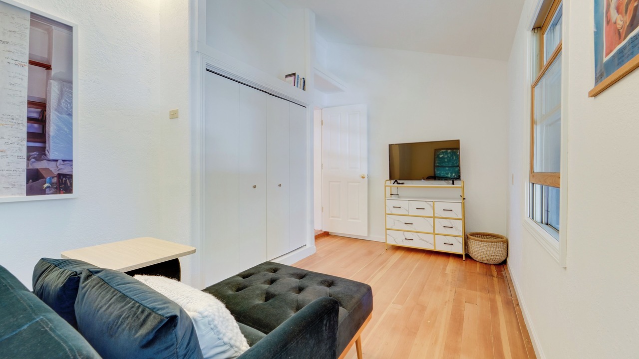 Photo of Livingroom in Nevada City