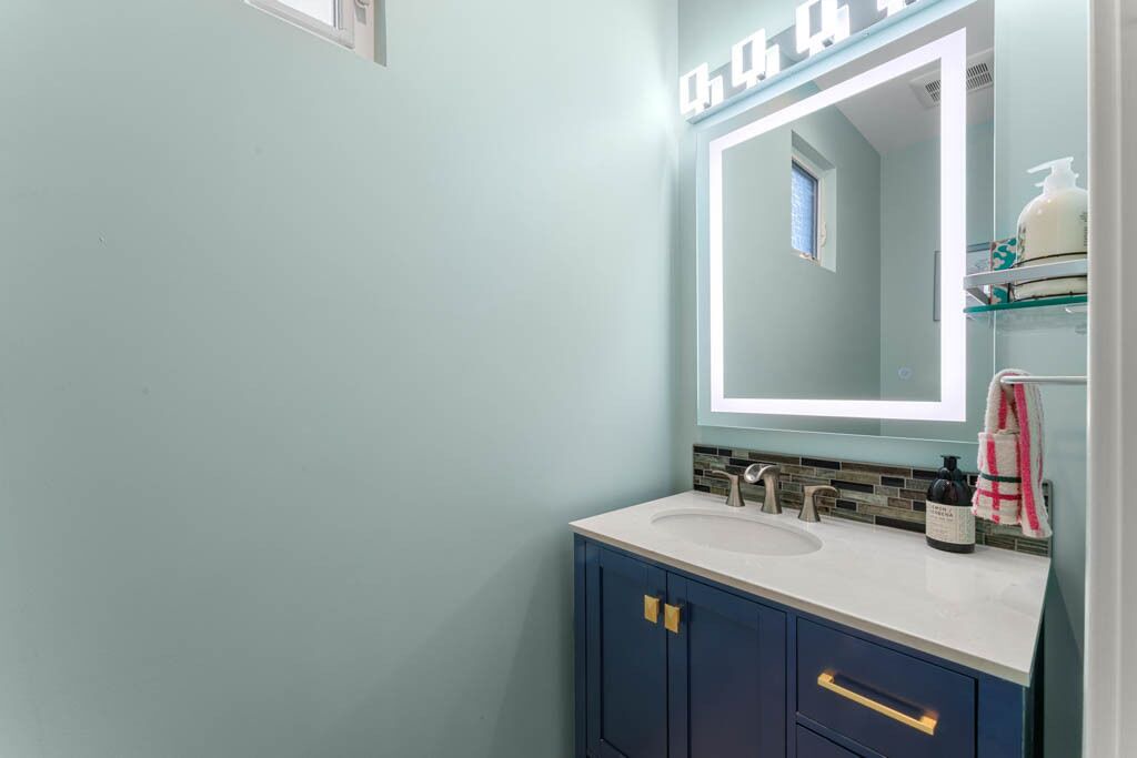 Photo of Bathroom in Old Mountain View