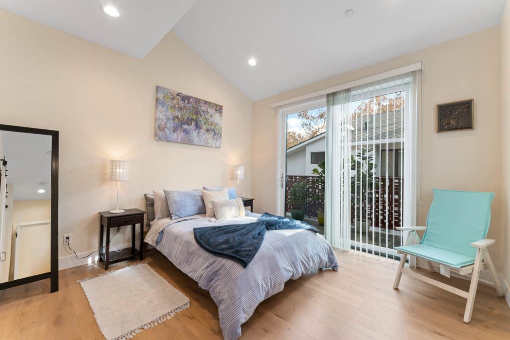 Photo of Bedroom in Old Mountain View