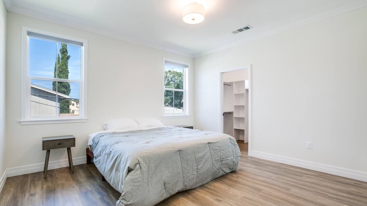 Photo of Bedroom in Lamanda Park