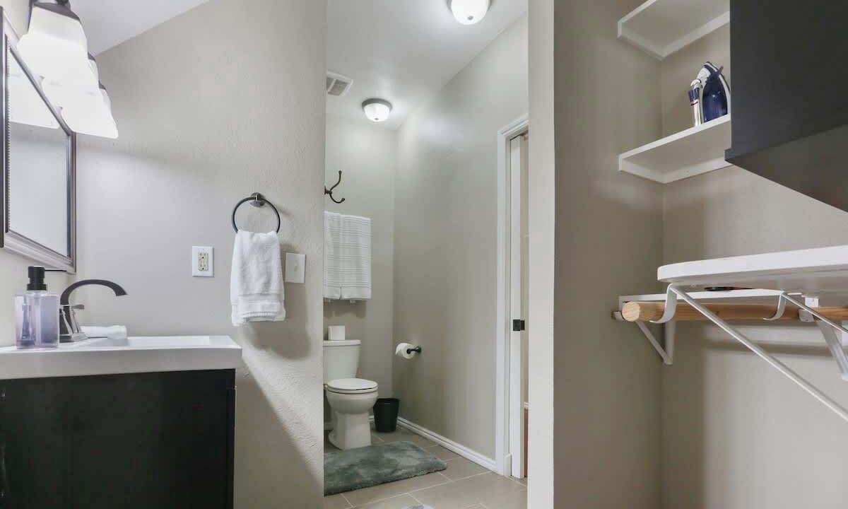Photo of Bathroom in Visalia