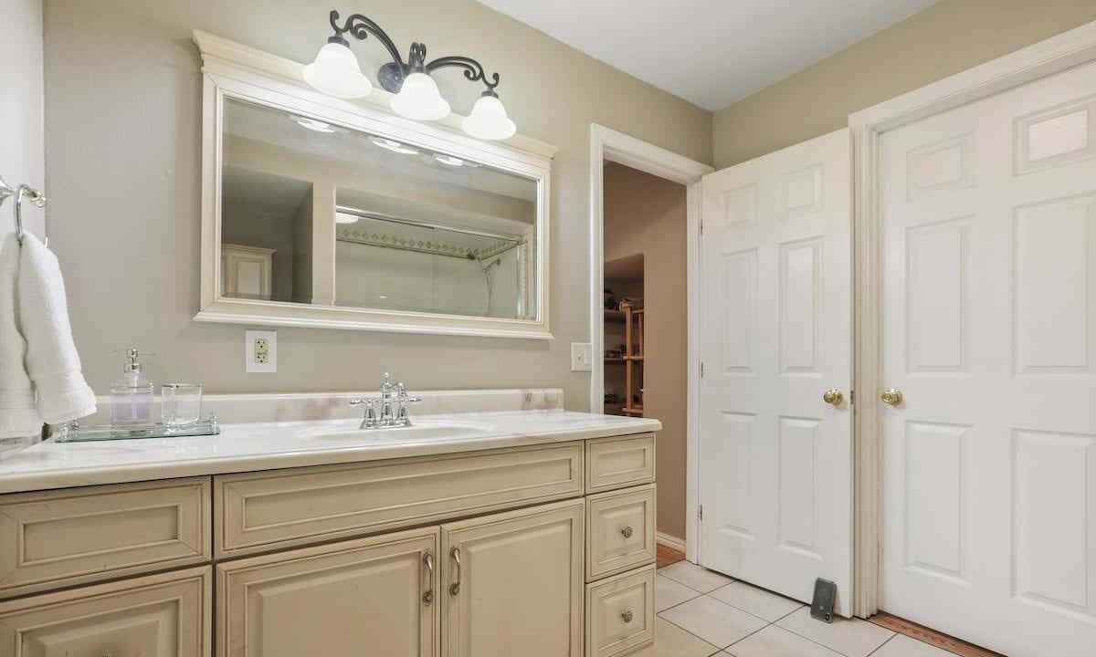 Photo of Bathroom in Visalia