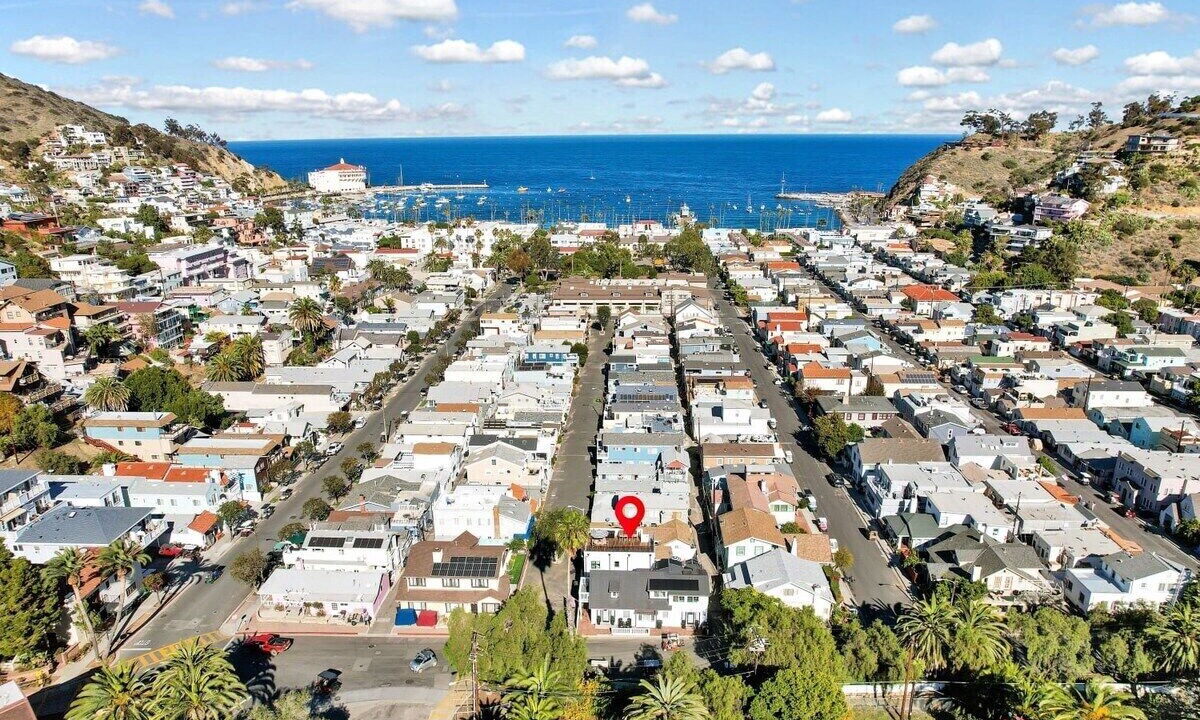 Photo of Others in Avalon