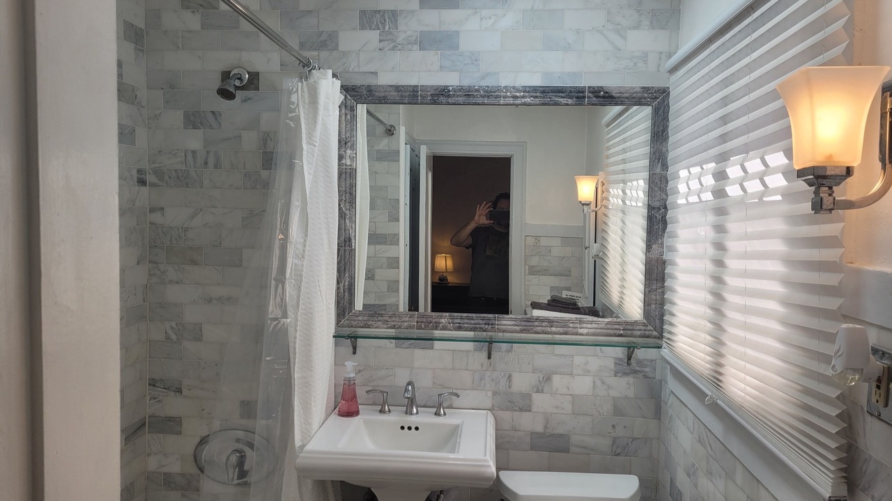 Photo of Bathroom in Hollywood