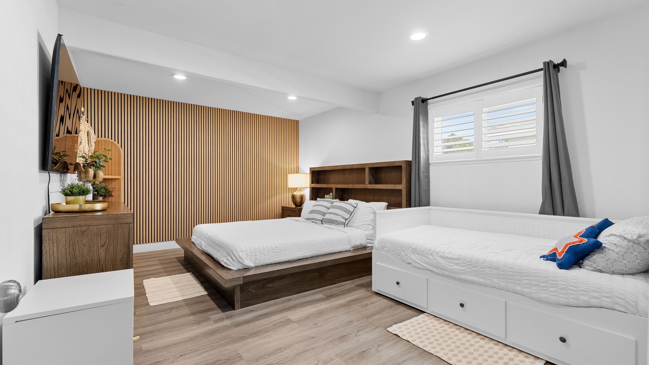 Photo of Bedroom in Midway City