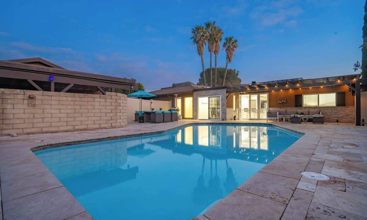 Photo of Outdoor in Northridge