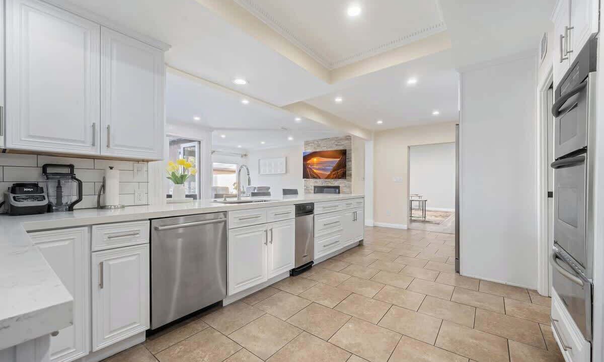 Photo of Kitchen in Northridge