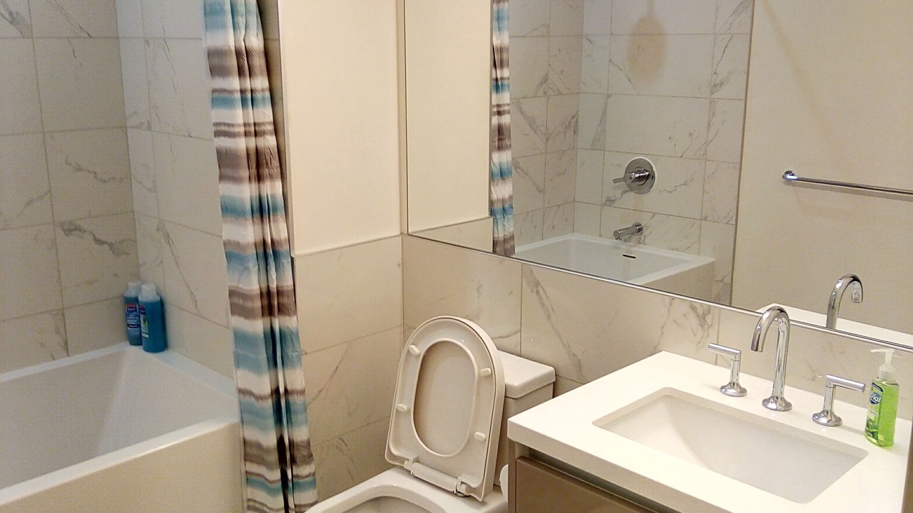 Photo of Bathroom in Downtown Los Angeles