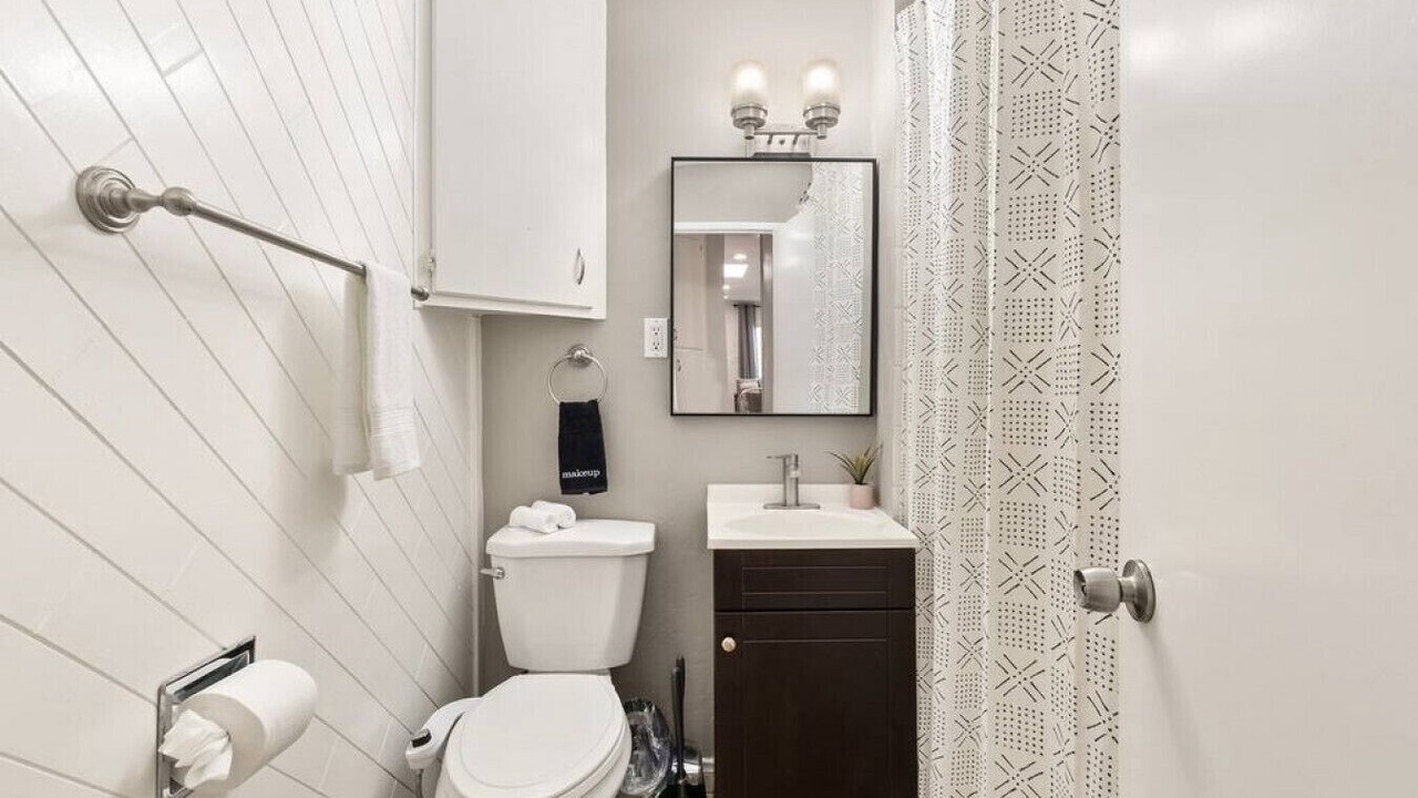 Photo of Bathroom in Mission Beach