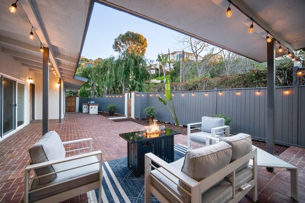 Photo of Livingroom in Country Club