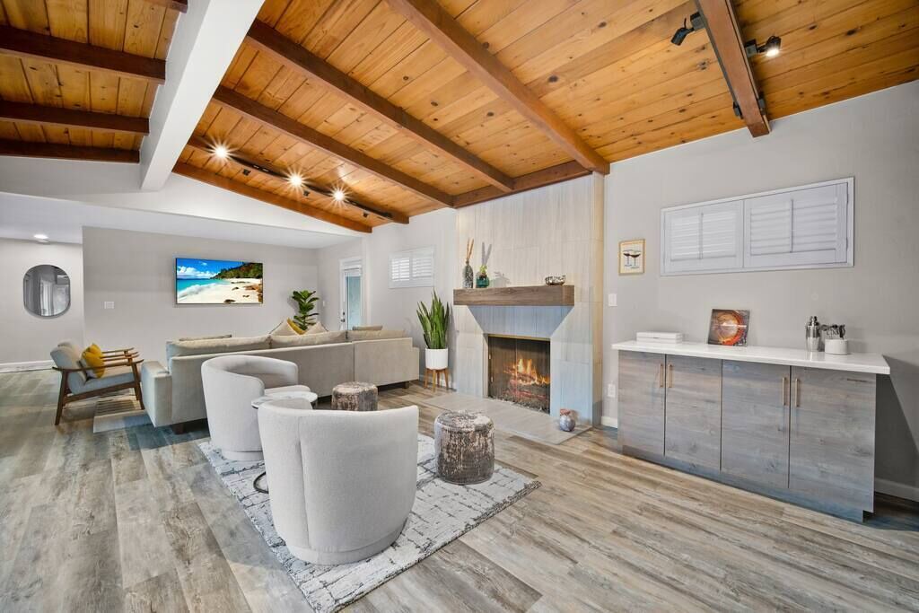 Photo of Livingroom in Country Club