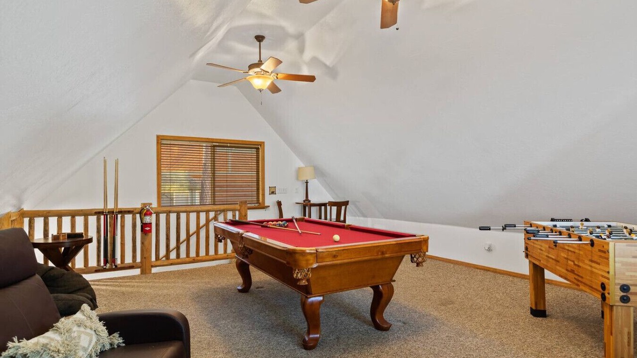 Photo of Bedroom in Summit Estates