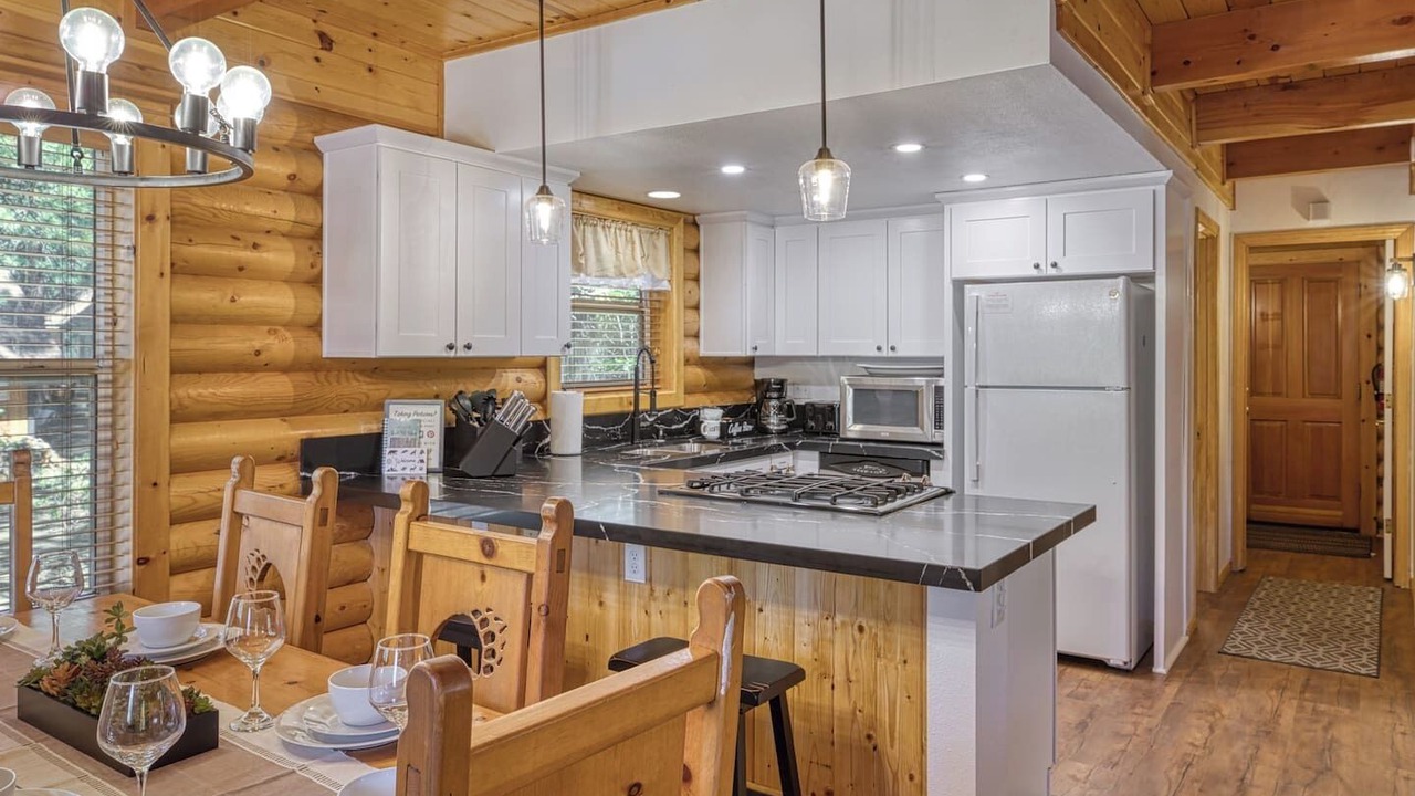 Photo of Kitchen in Summit Estates