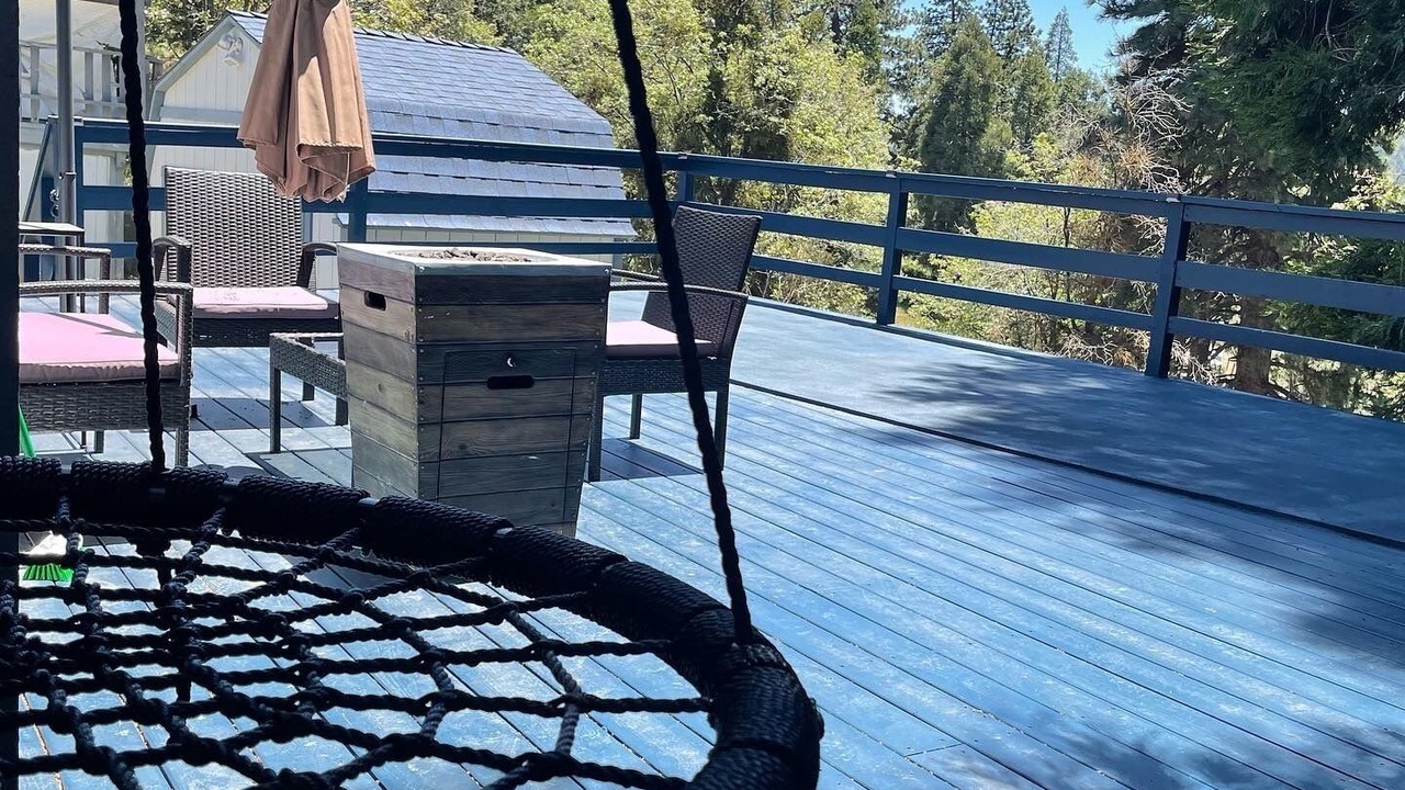 Photo of Outdoor in Cedarpines Park