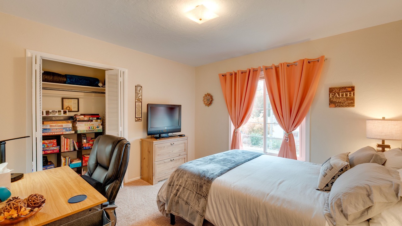 Photo of Bedroom in Jackson