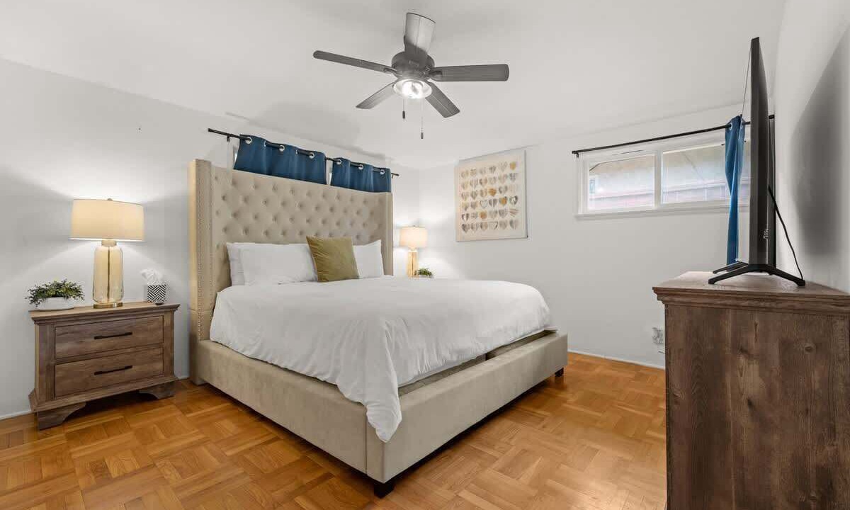 Photo of Bedroom in Northridge