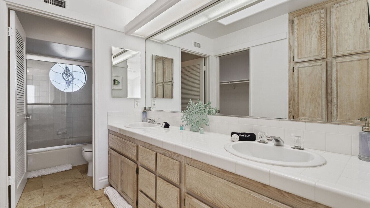 Photo of Bathroom in South Oceanside
