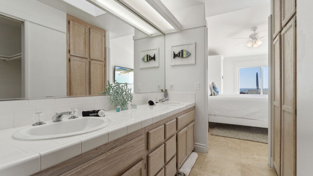Photo of Bathroom in South Oceanside