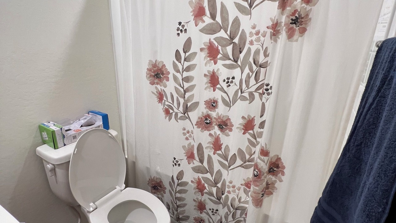 Photo of Bathroom in Magma Ranch
