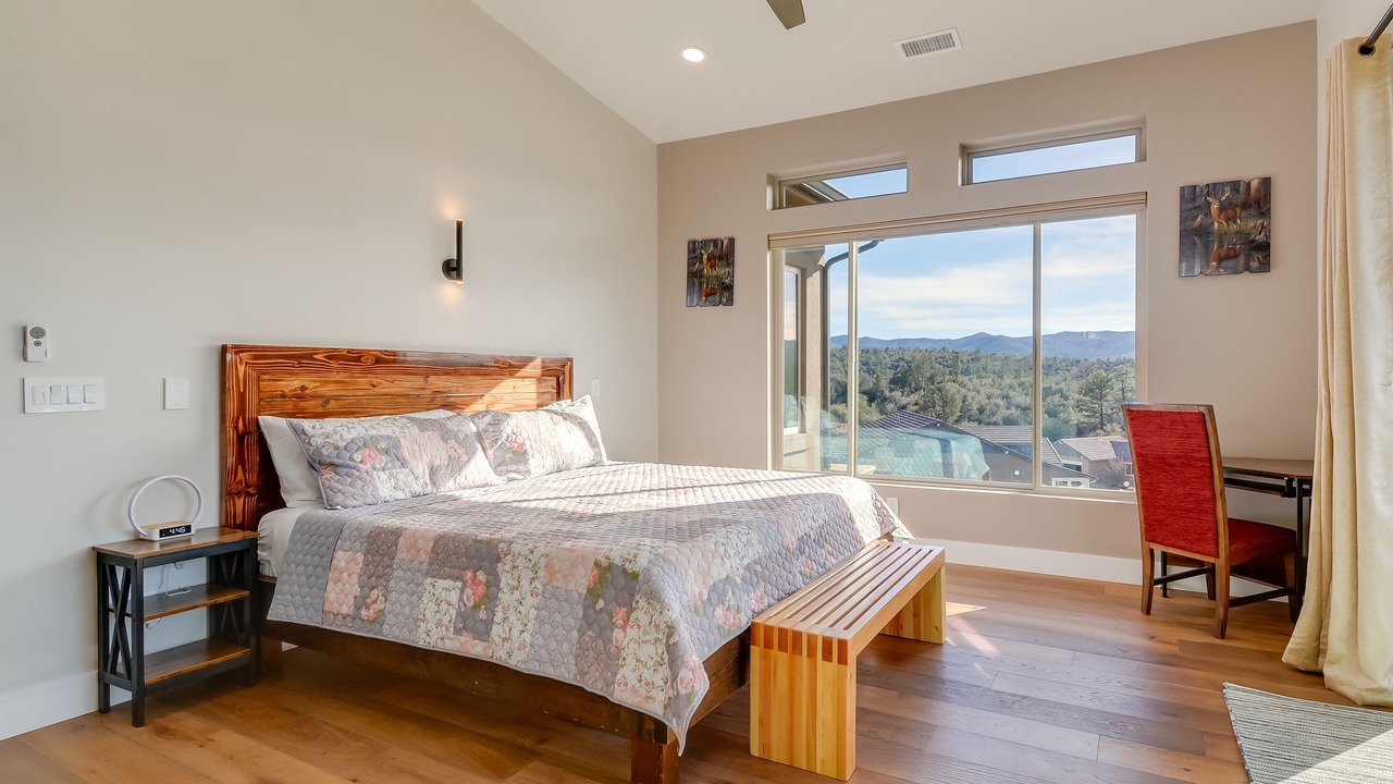 Photo of Bathroom in Lynx Mountain View Estates