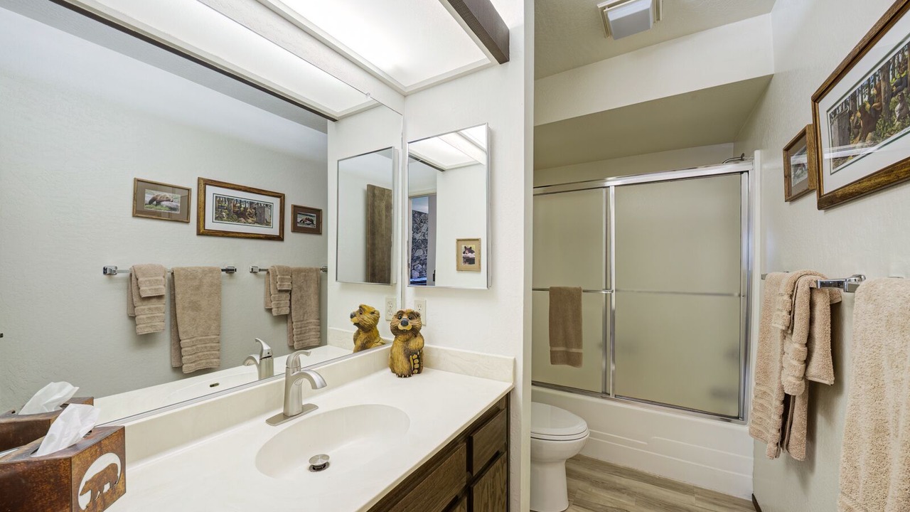 Photo of Bathroom in Plumas Eureka Estates