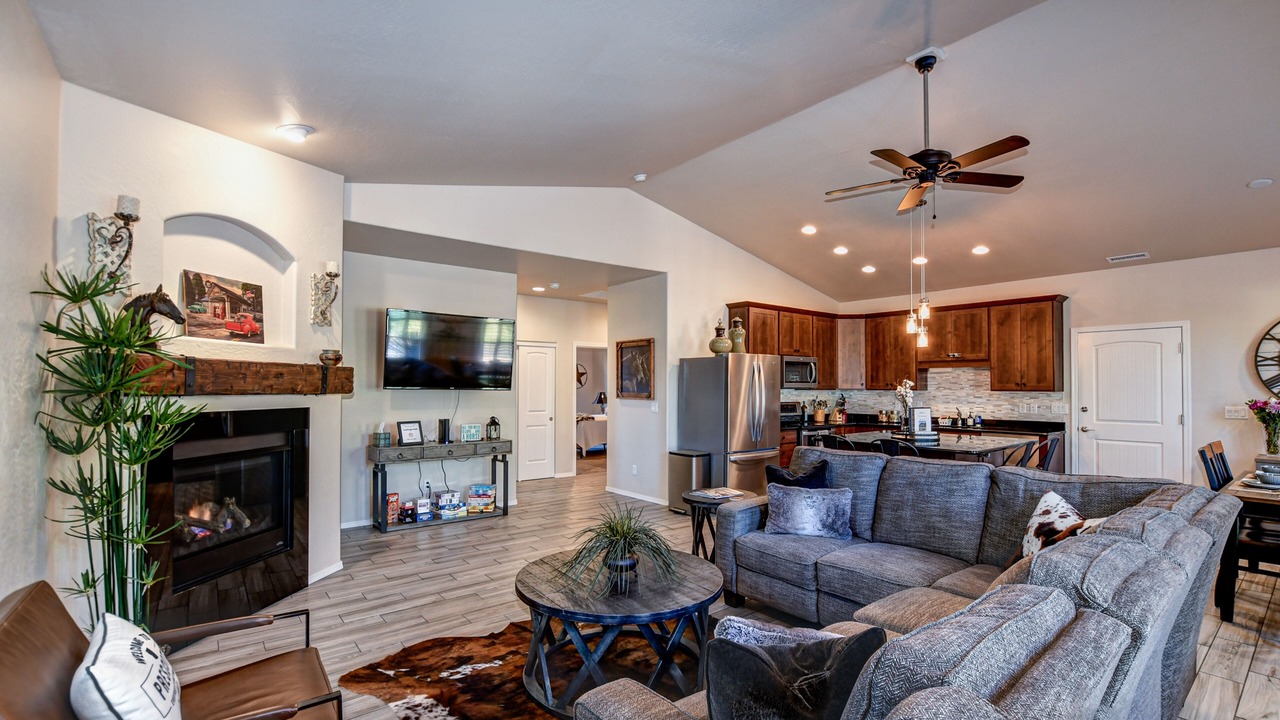 Photo of Livingroom in Prescott