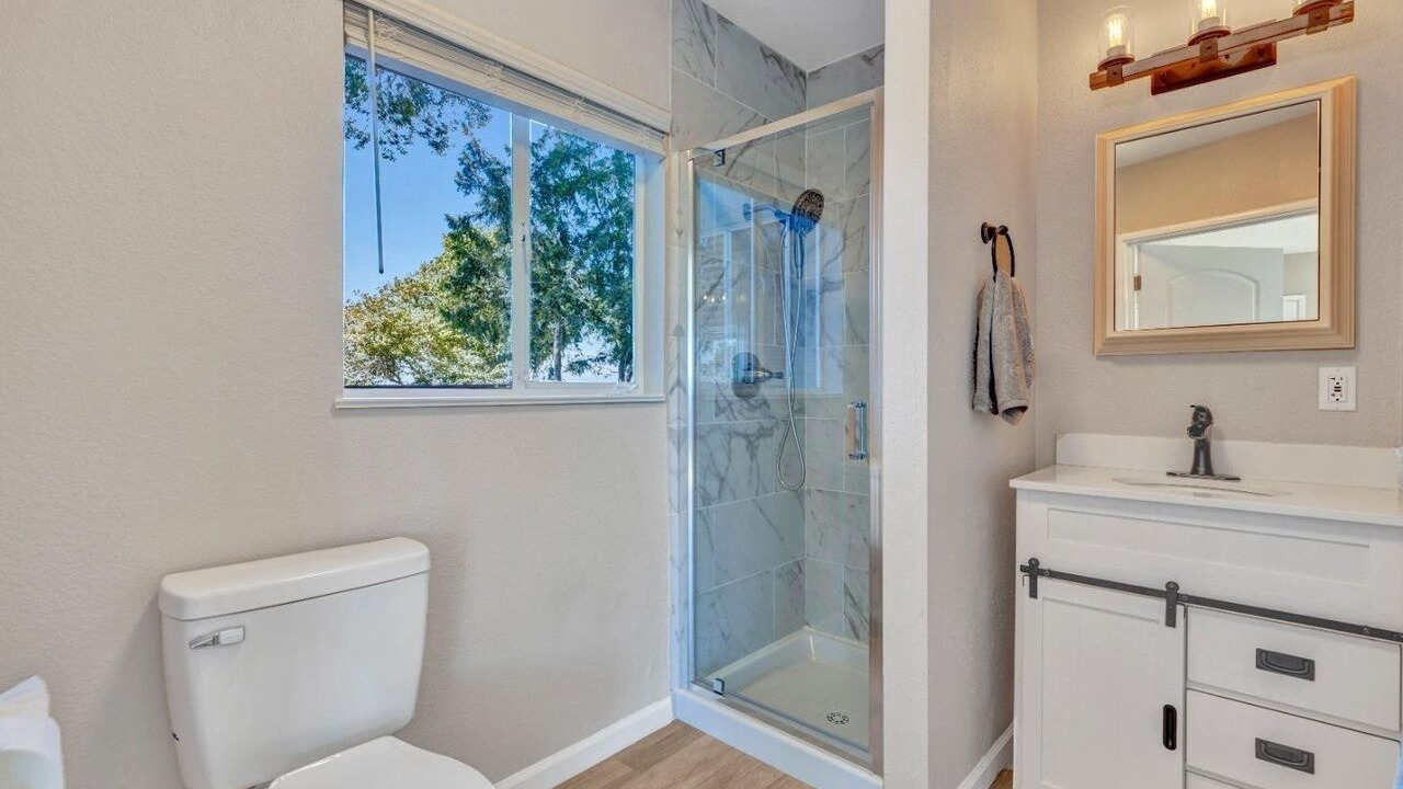 Photo of Bathroom in Vallejo