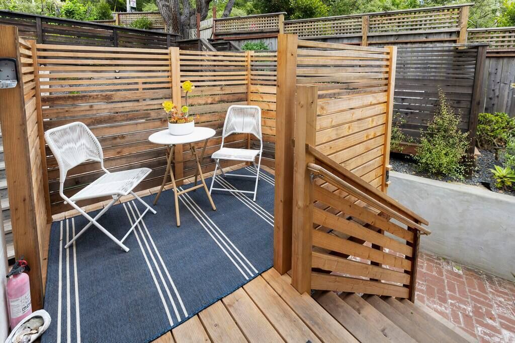 Photo of Patio Balcony in Stinson Beach