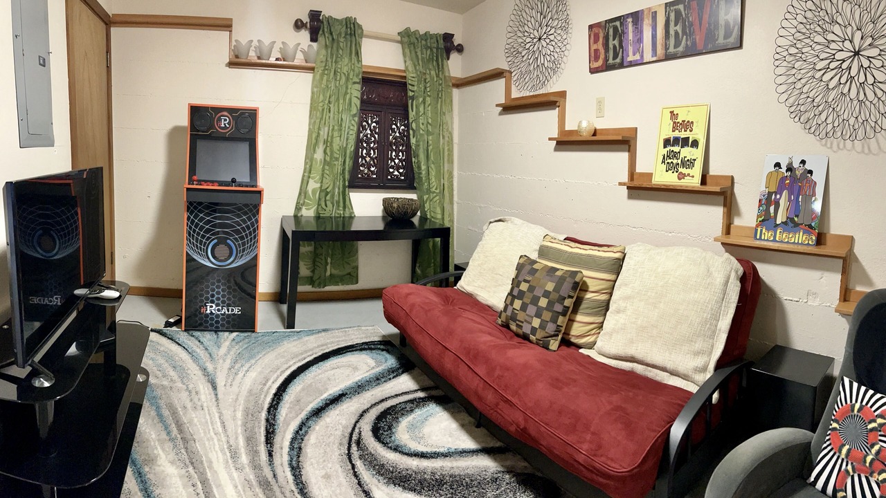 Photo of Bedroom in Gualala