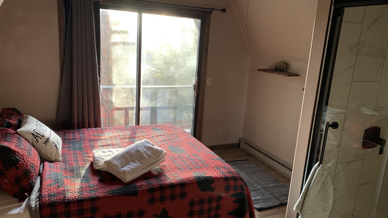 Photo of Bedroom in Groom Creek