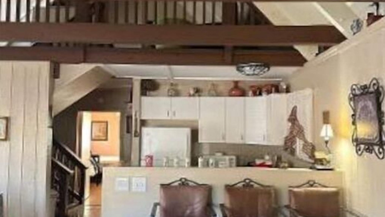 Photo of Livingroom in Groom Creek