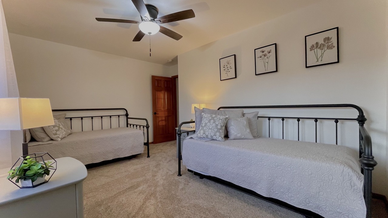 Photo of Bedroom in Crestline