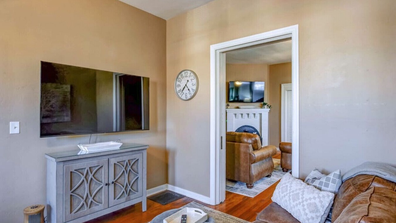 Photo of Livingroom in Chico