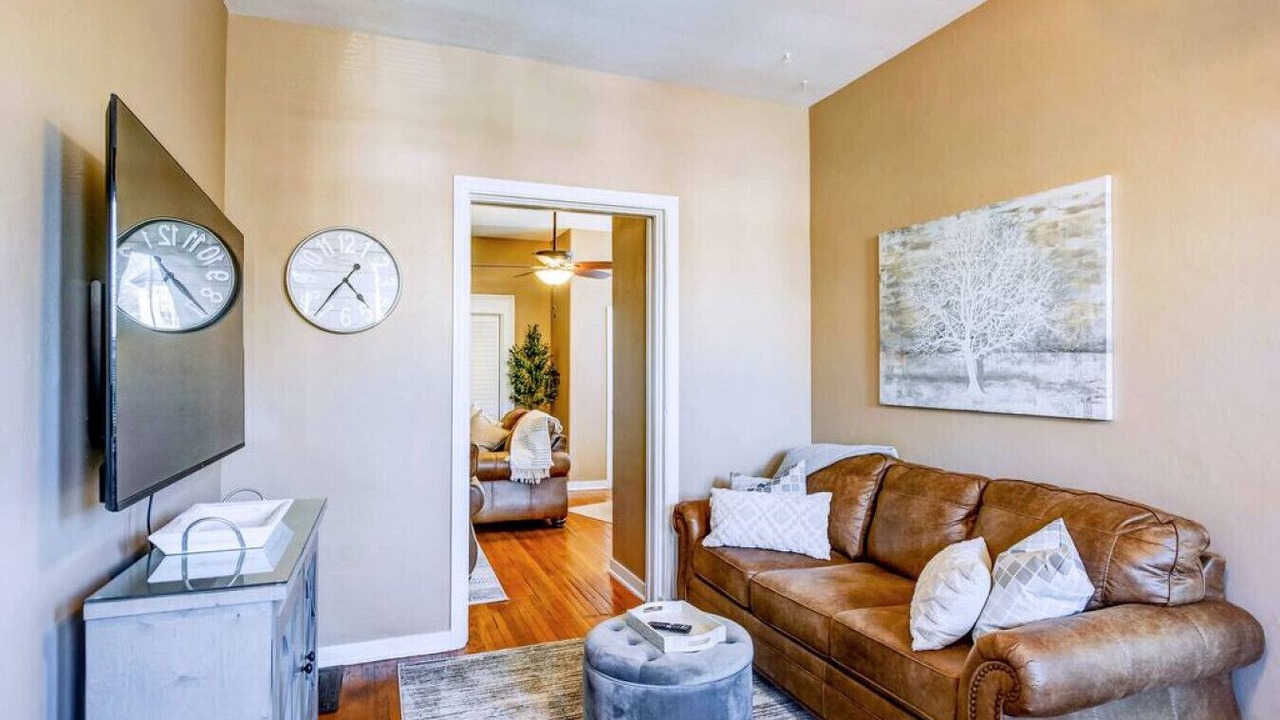 Photo of Livingroom in Chico