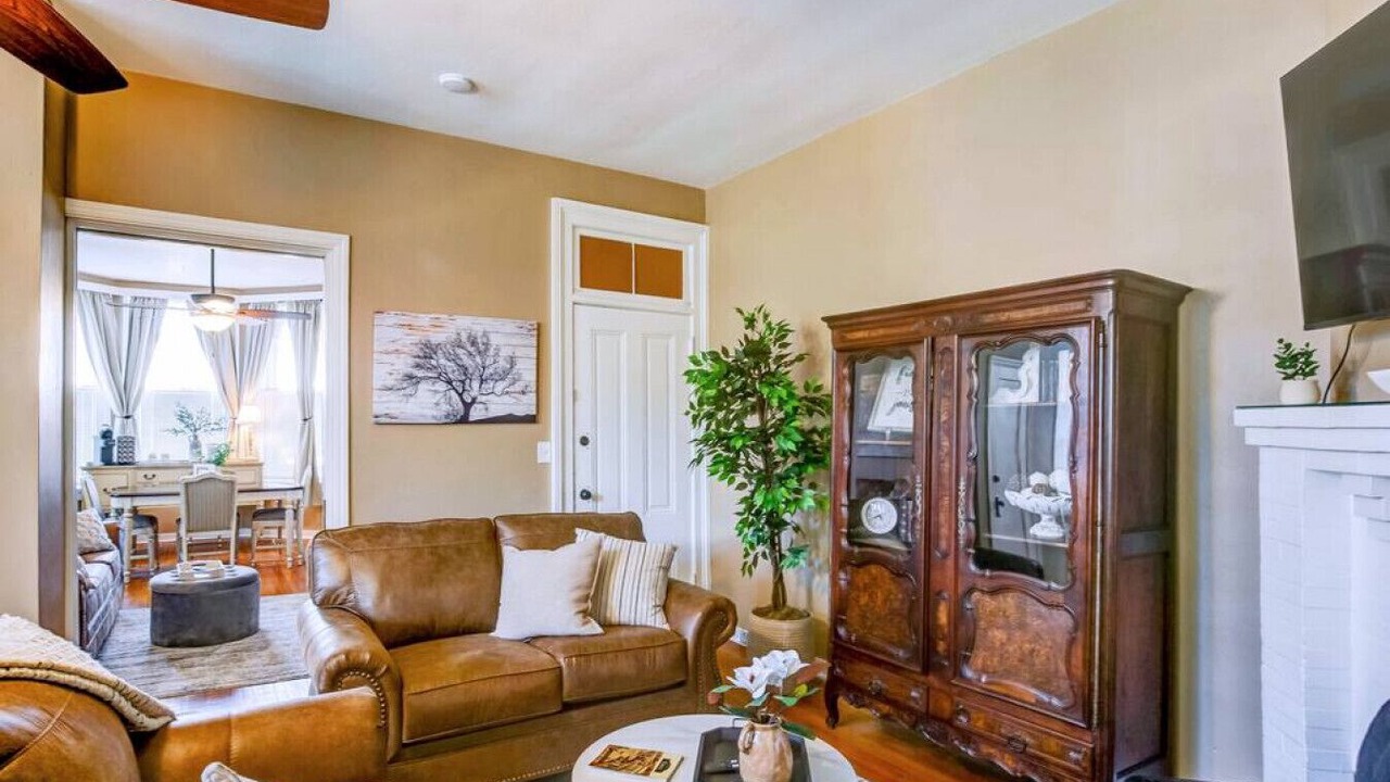 Photo of Livingroom in Chico