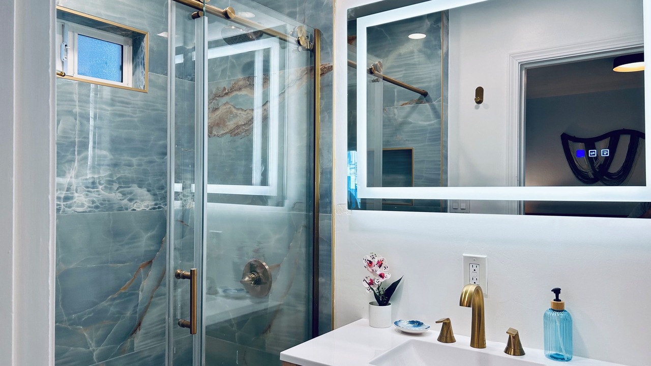 Photo of Bathroom in Bushrod