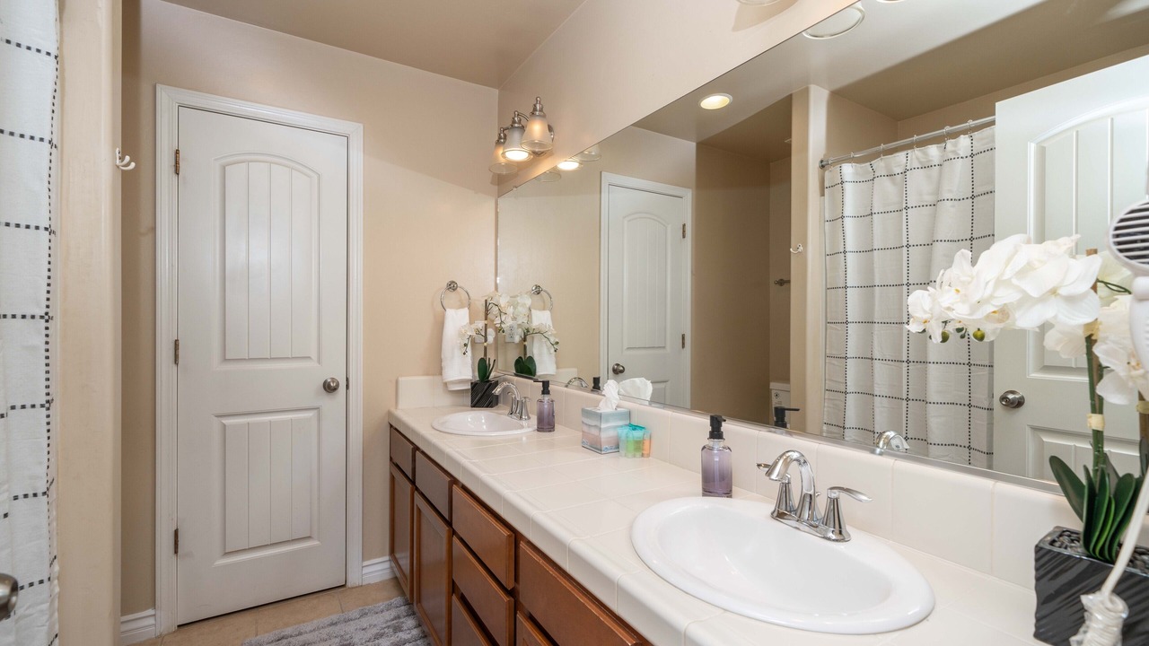 Photo of Bathroom in Pumpkin Center
