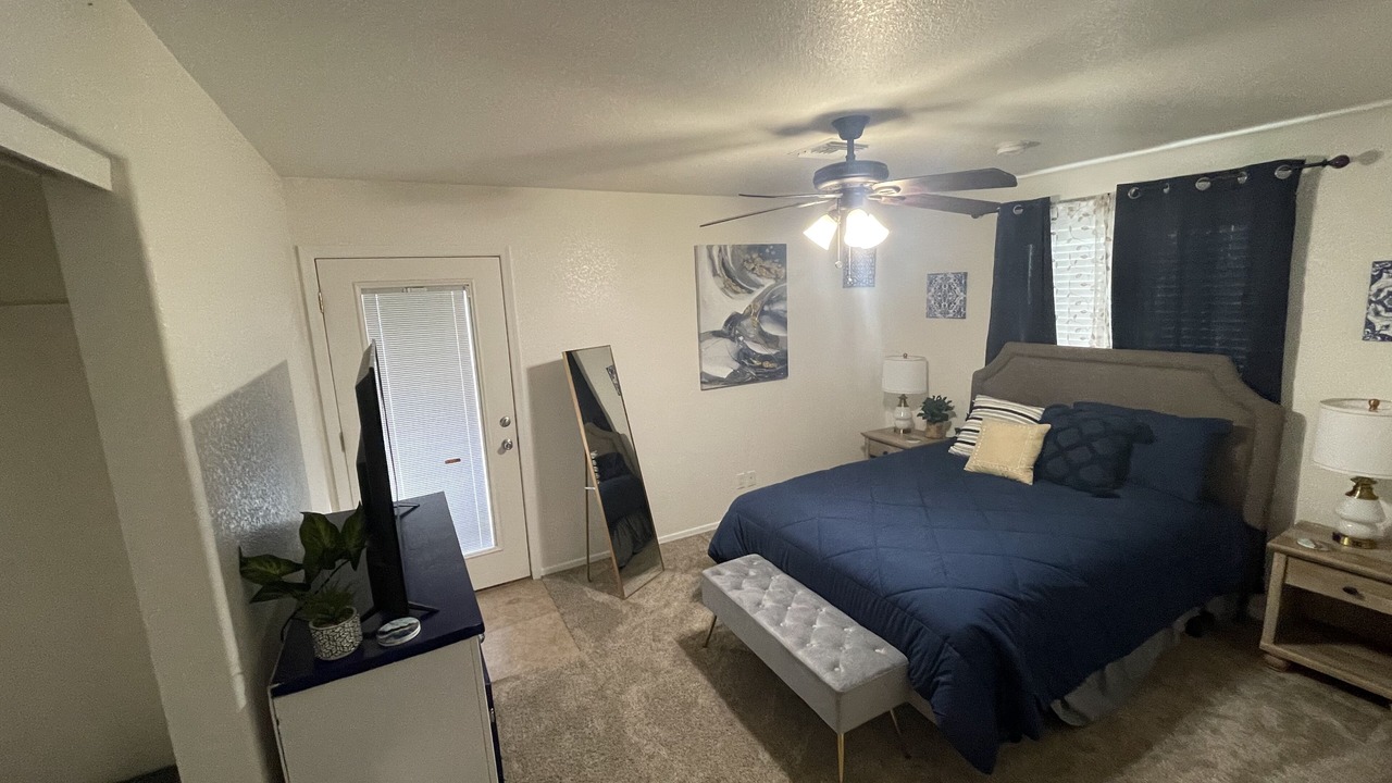 Photo of Bedroom in Topock