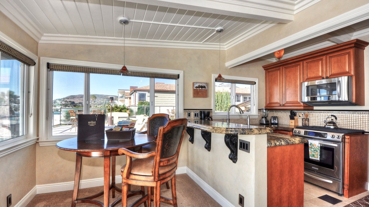 Photo of Kitchen in Laguna Beach