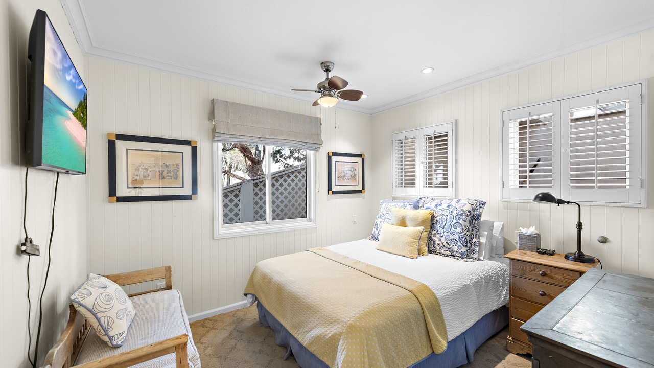 Photo of Bedroom in Laguna Beach
